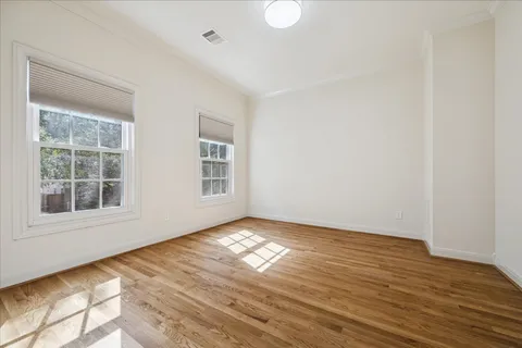 $6,800 | 4230 Byron Street, Houston, TX 77005