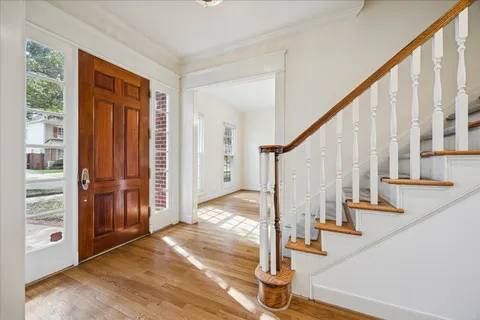 $6,800 | 4230 Byron Street, Houston, TX 77005