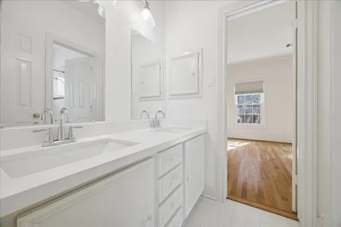 $6,800 | 4230 Byron Street, Houston, TX 77005