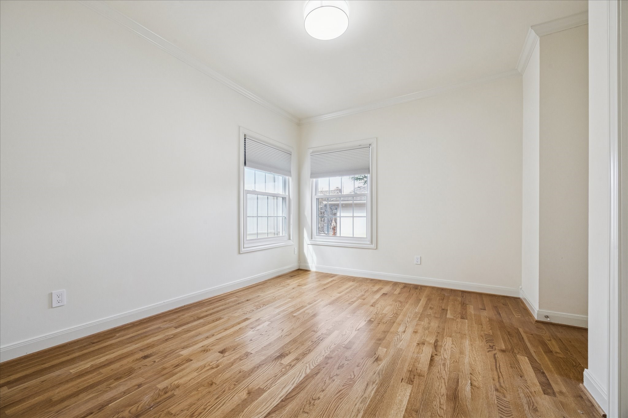 4230 Byron Street Houston, TX 77005 - Photo 22 of 26 Secondary Bedroom