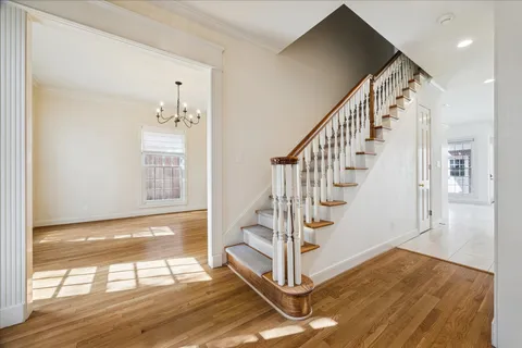 $6,800 | 4230 Byron Street, Houston, TX 77005