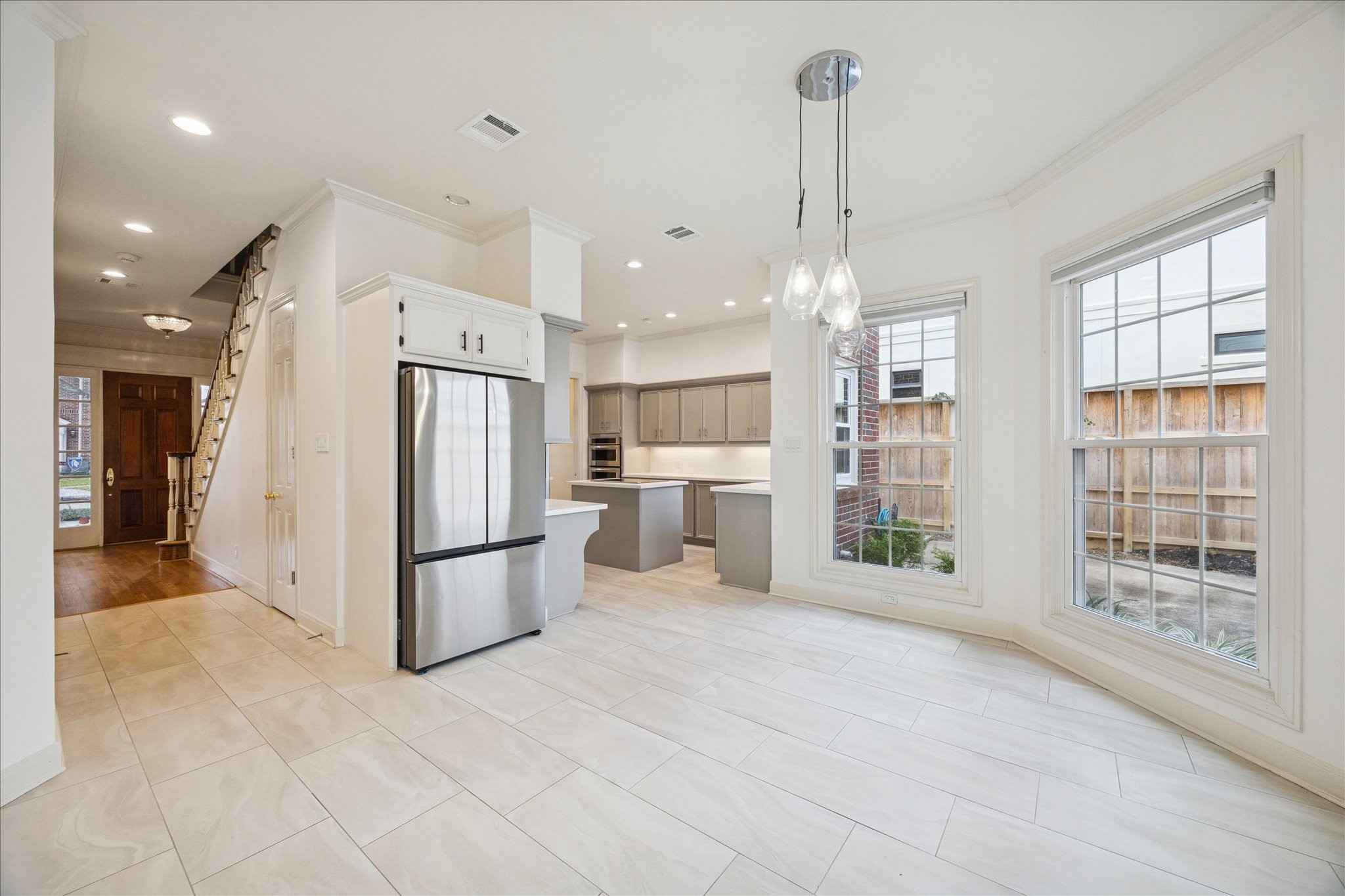 4230 Byron Street Houston, TX 77005 - Photo 9 of 26 Breakfast Room