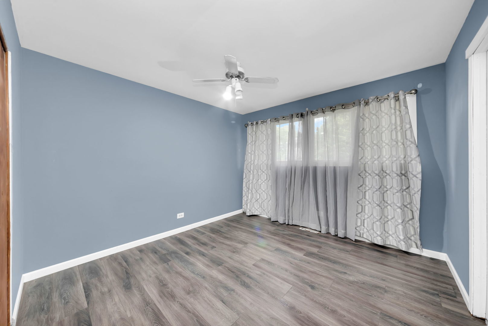 1529 Ronzheimer Avenue St. Charles, IL 60174 - Photo 9 of 14 Gallery Image 9