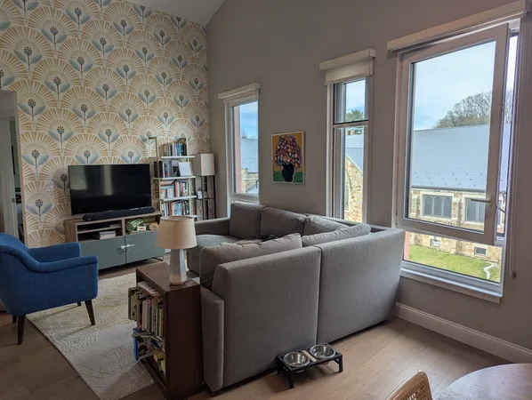 $3,200 | 368 Pleasant Street, Unit 303, Malden, MA 02148