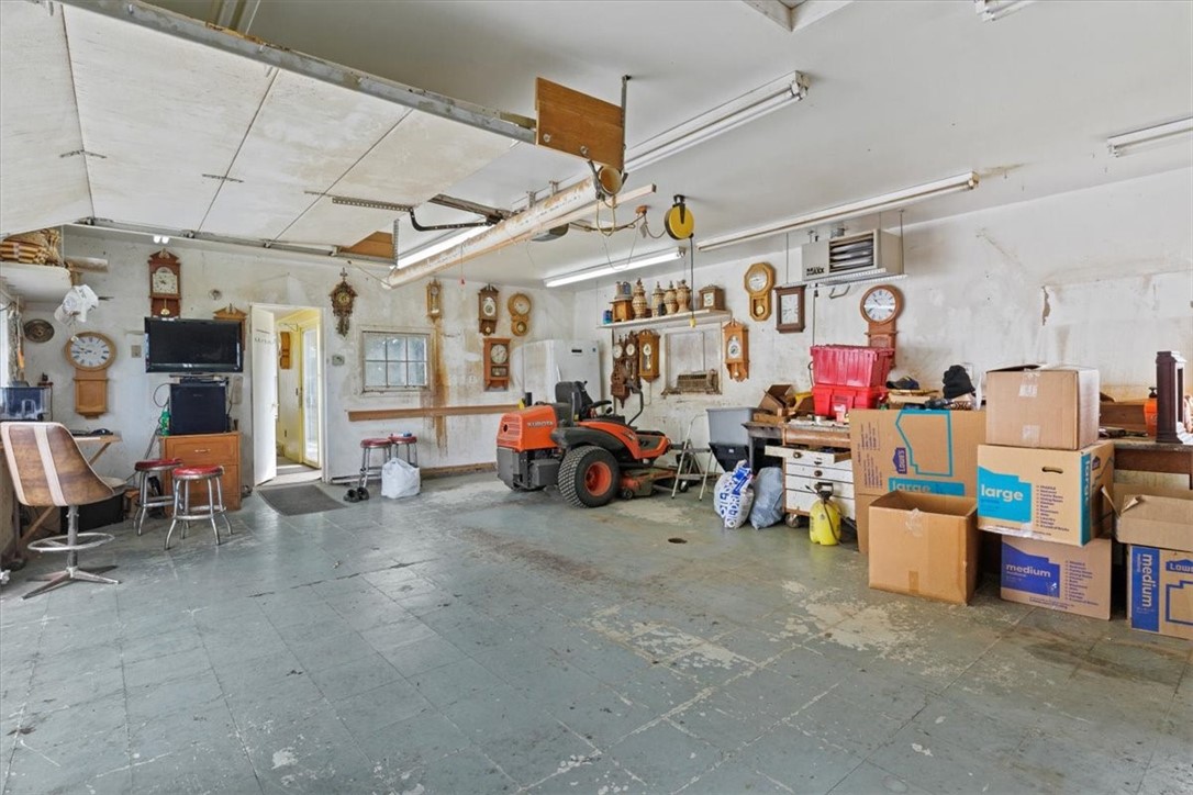 5325 West Ridge Road Parma, NY 14559 - Photo 24 of 35