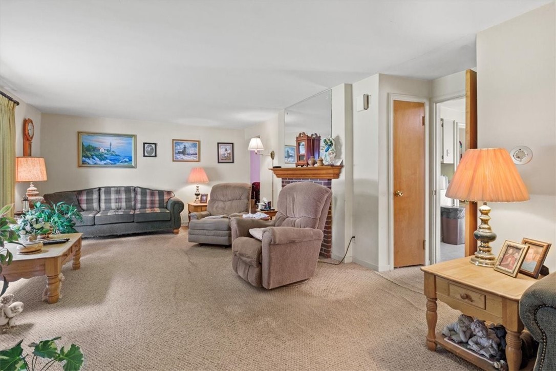 5325 West Ridge Road Parma, NY 14559 - Photo 4 of 35