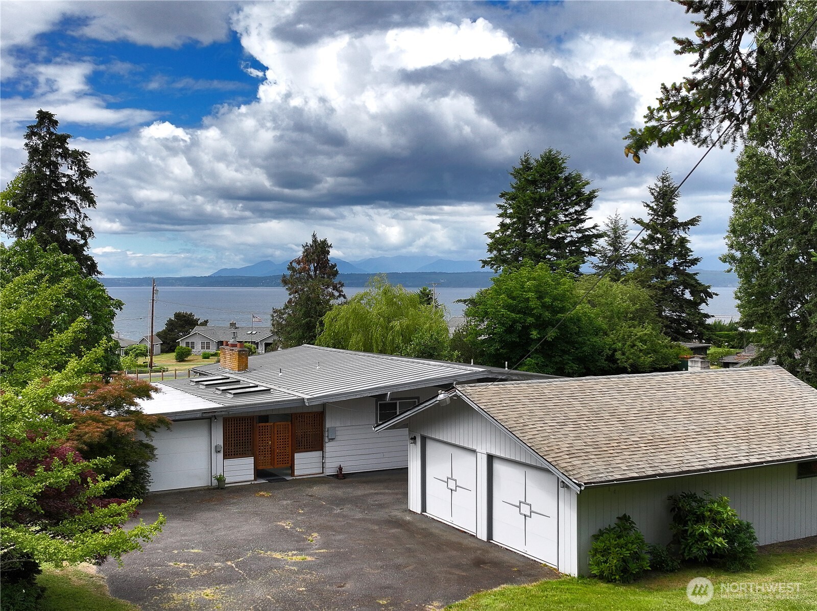 538 East Bush Point Road Freeland, WA 98249 - Photo 36 of 39