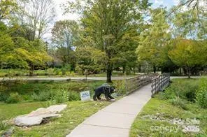 $190,000 | 11 Lake Drive, Unit B4, Hendersonville, NC 28739