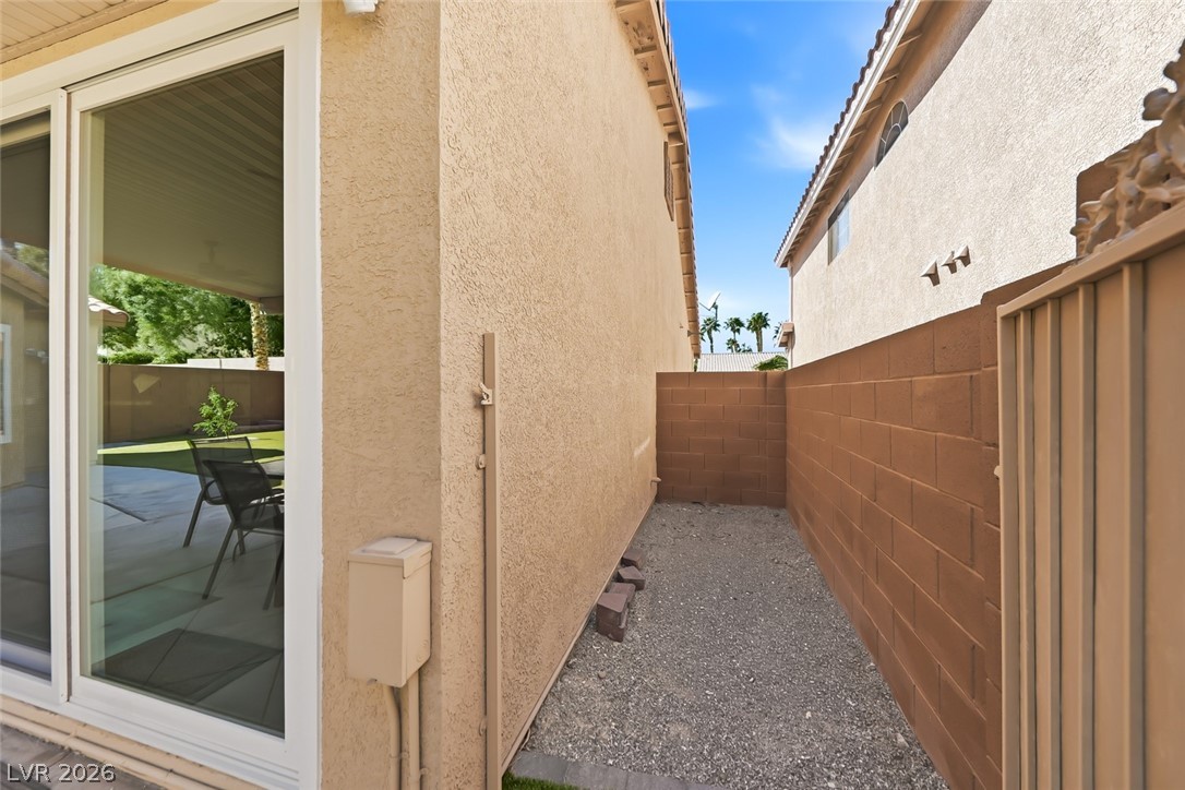 10 Rising Sun Court Henderson, NV 89074 - Photo 29 of 38