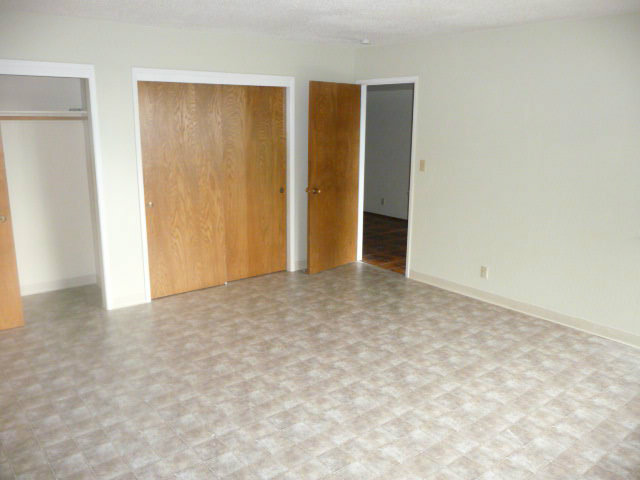 310 Rider Ridge Road Santa Cruz, CA 95065 - Photo 6 of 12 an empty room with closet area