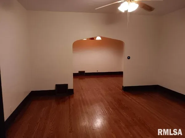 $95,000 | 447 West Cook Street, Springfield, IL 62704