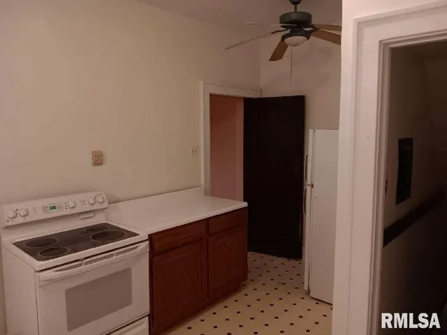 $115,000 | 447 West Cook Street, Springfield, IL 62704