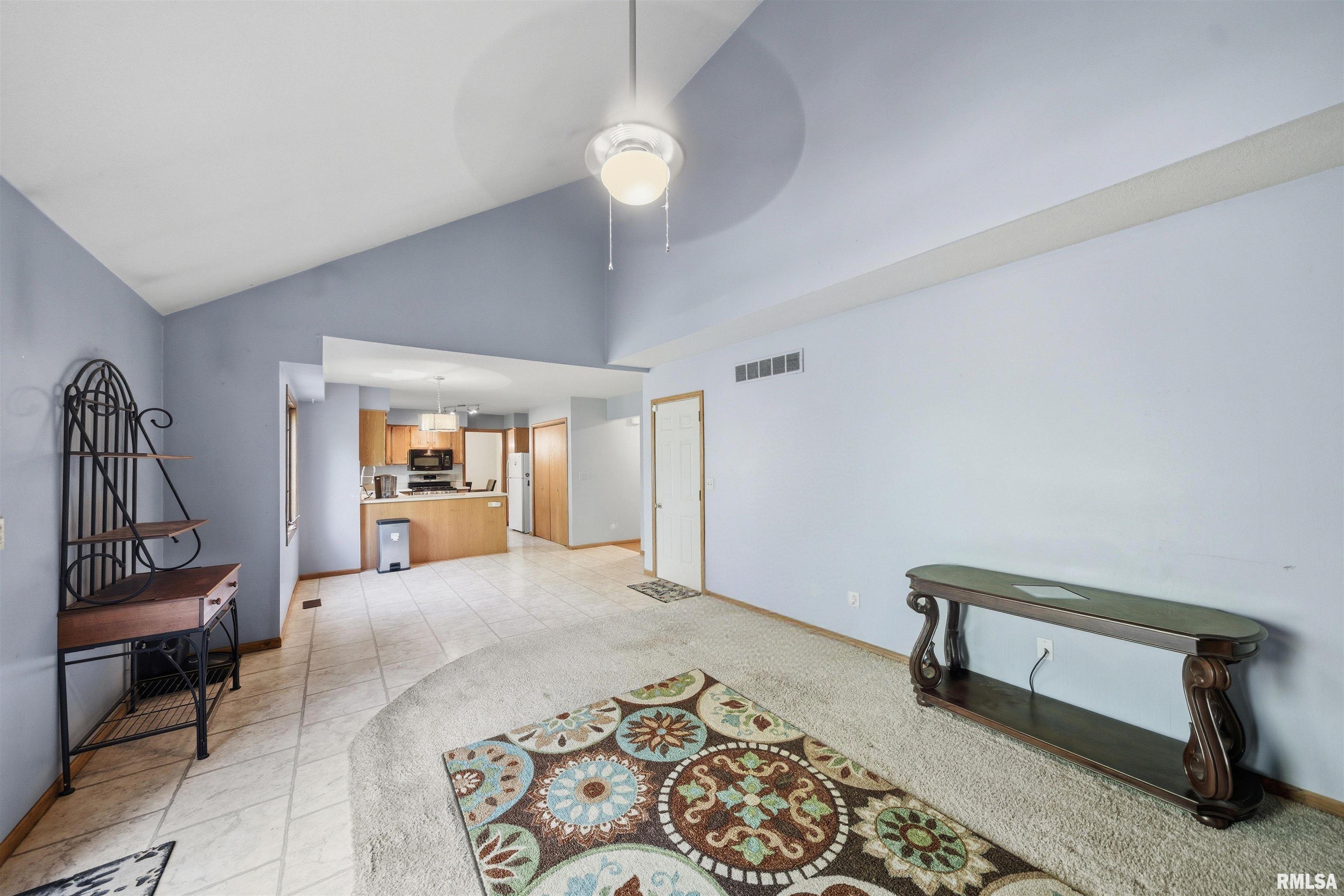 6022 West Ridgecrest Circle Peoria, IL 61615 - Photo 26 of 48 Gallery Image 26