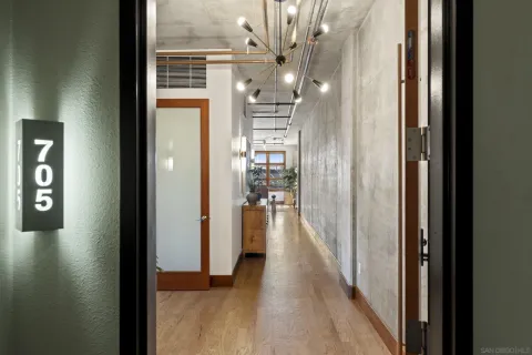 $1,319,900 | 877 Island Avenue, Unit 705, San Diego, CA 92101