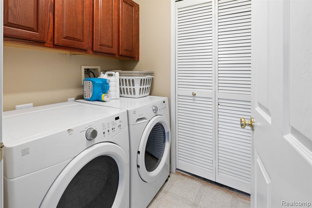 17020 Farmington Road Livonia, MI 48154 - Photo 26 of 28 Gallery Image 26