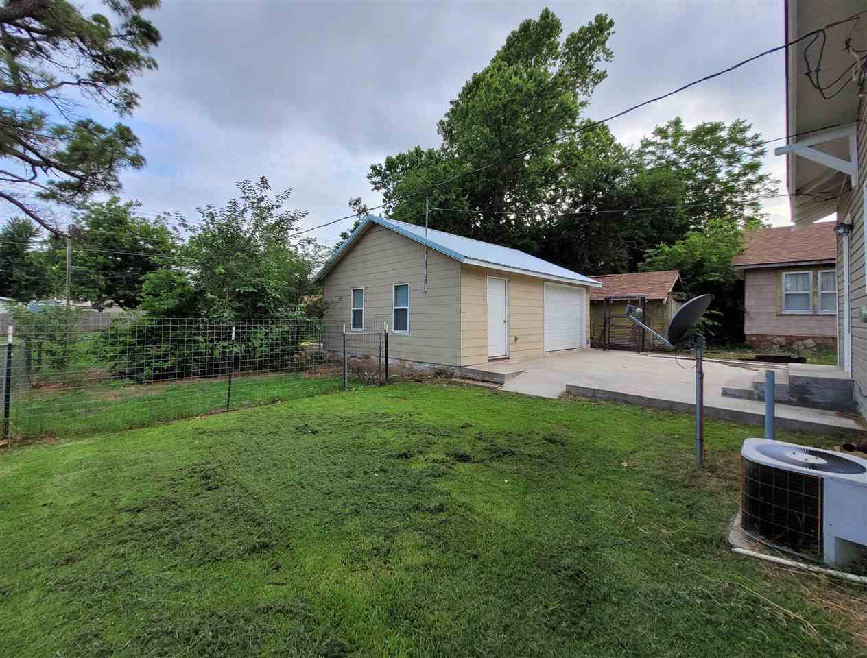 614 Maple Street Perry, OK 73077 - Photo 38 of 41 Gallery Image 38