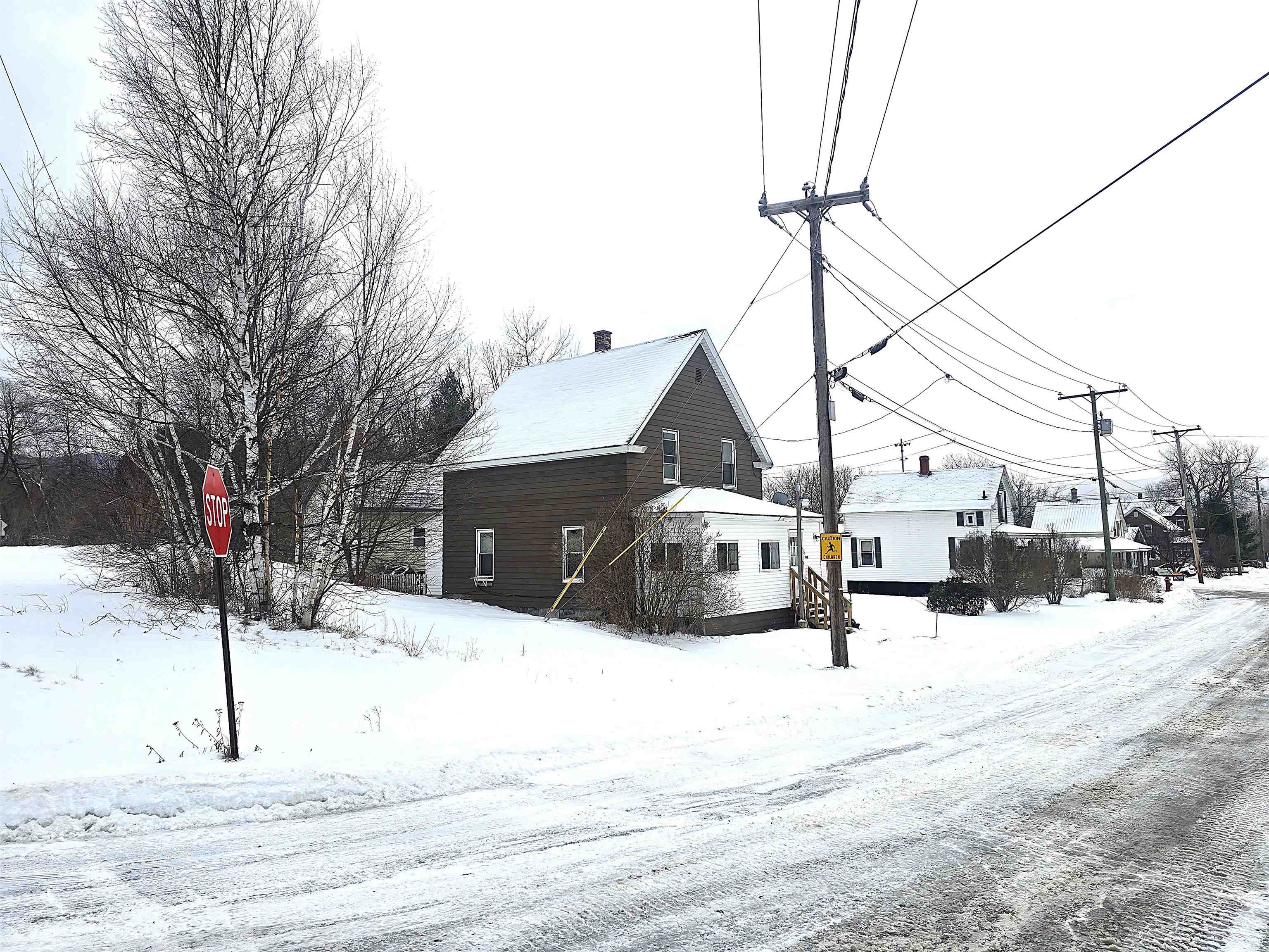 1408 Napert Street Berlin, NH 03570 - Photo 3 of 24