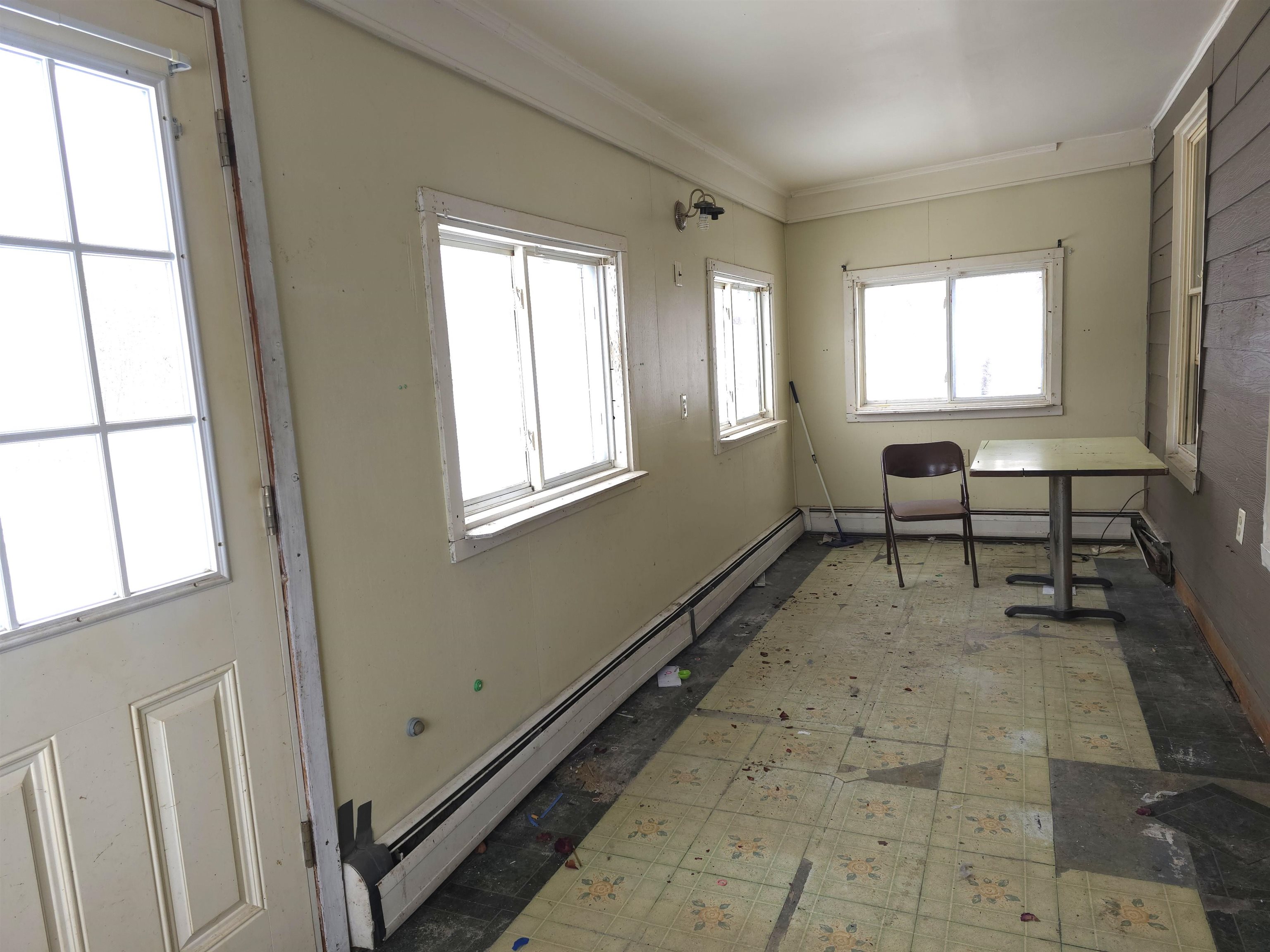 1408 Napert Street Berlin, NH 03570 - Photo 7 of 24