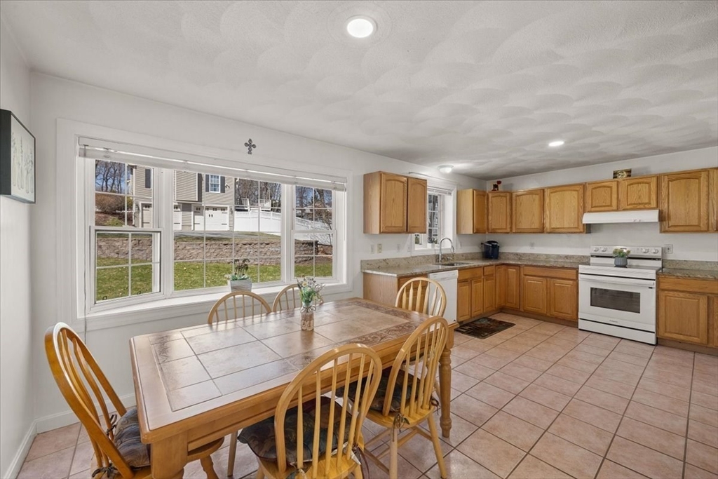 26 Garden Road Stoneham, MA 02180 - Photo 14 of 39 Gallery Image 14