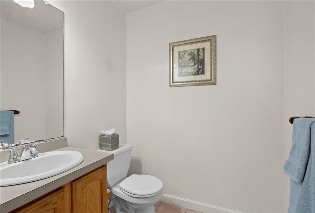 26 Garden Road Stoneham, MA 02180 - Photo 17 of 39 Gallery Image 17