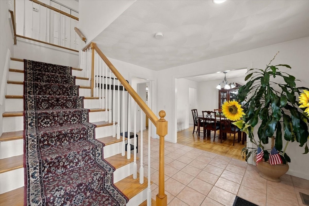 26 Garden Road Stoneham, MA 02180 - Photo 3 of 39 Gallery Image 3