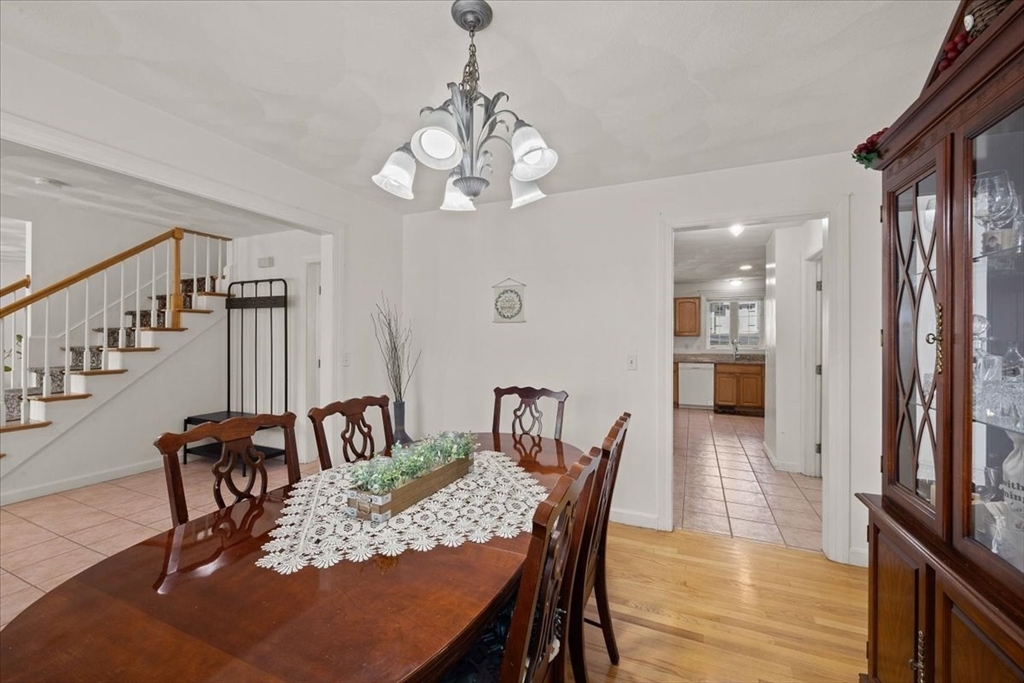 26 Garden Road Stoneham, MA 02180 - Photo 5 of 39 Gallery Image 5
