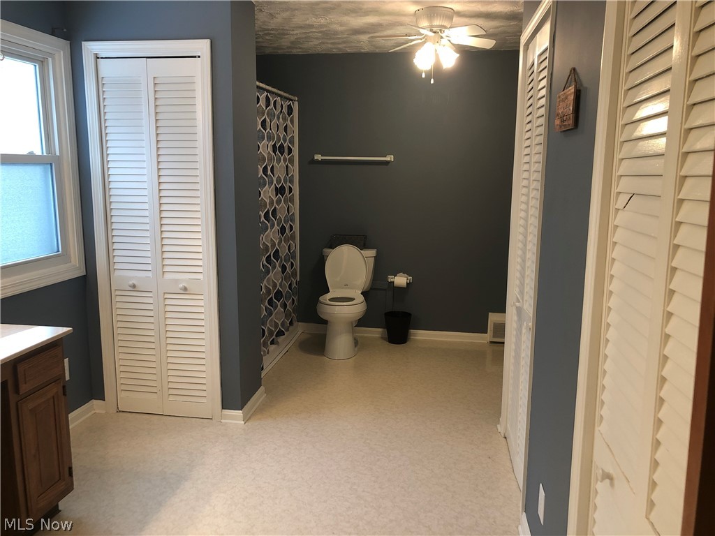 124 Far View Road Southwest North Canton, OH 44720 - Photo 9 of 11 Gallery Image 9