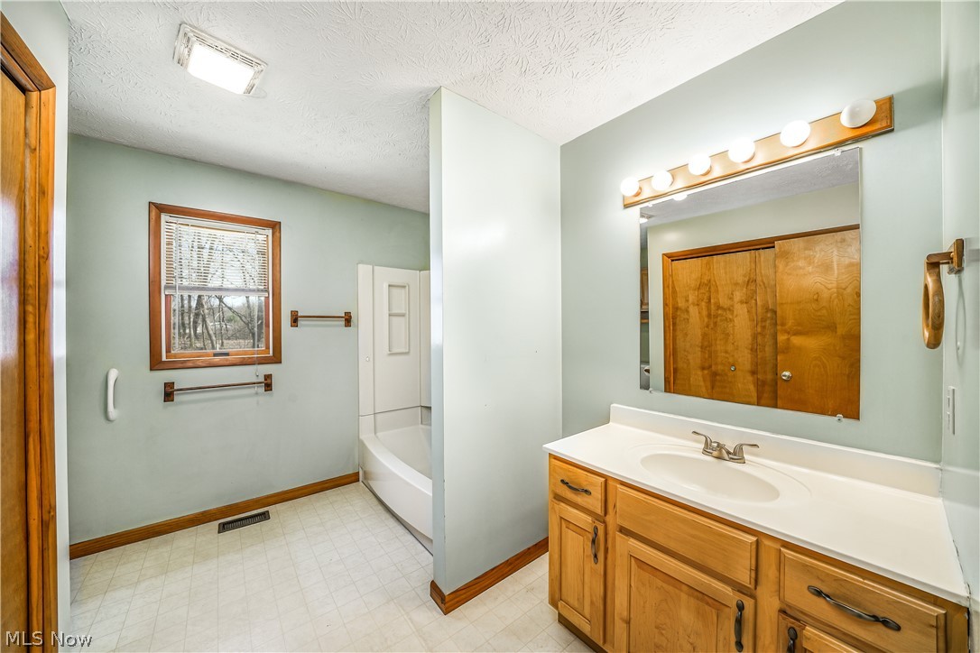 3450 Biltz Road Kent, OH 44240 - Photo 12 of 28