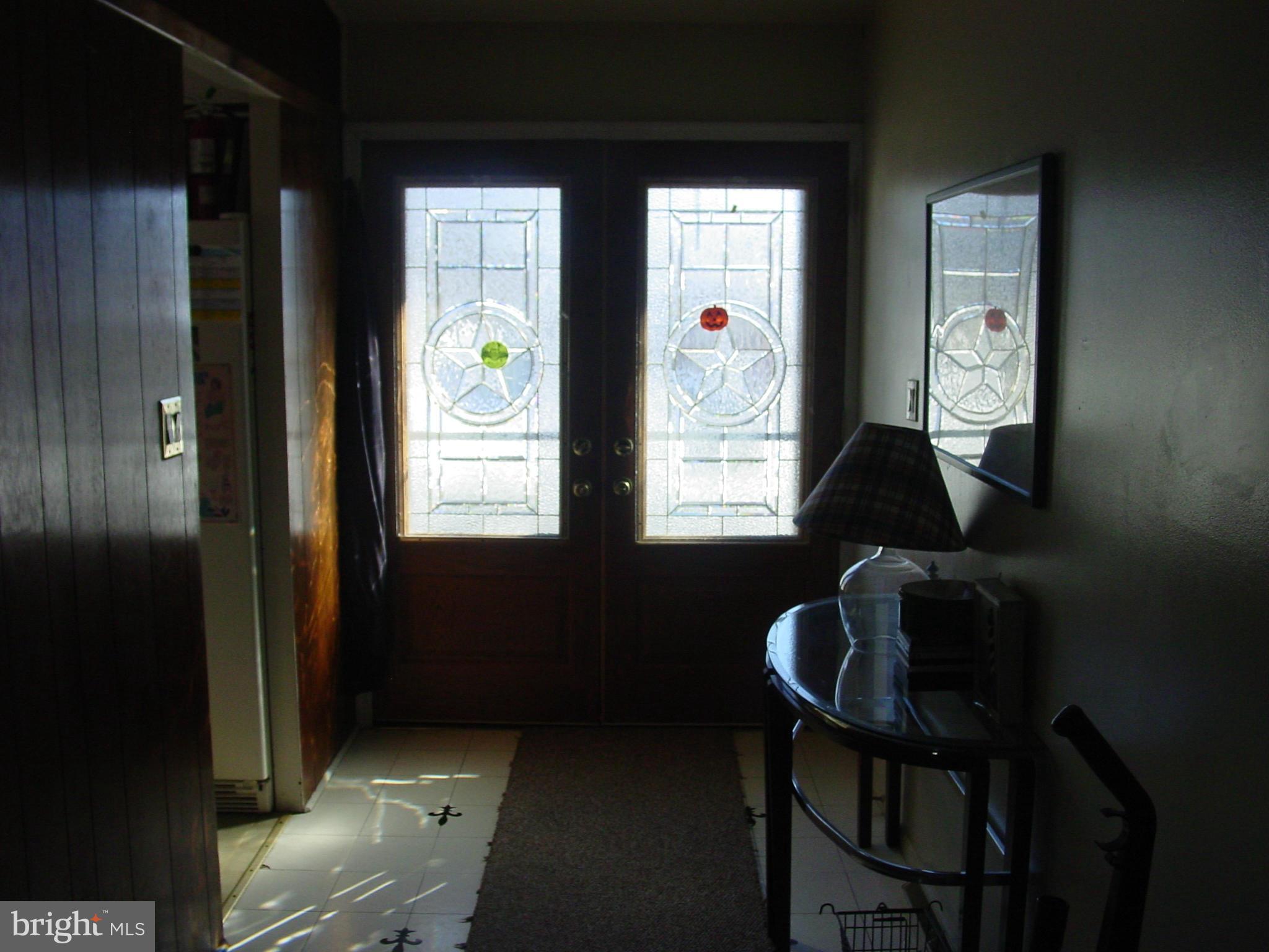 902 Smoke Tree Road Baltimore, MD 21208 - Photo 4 of 20 Interior (General)