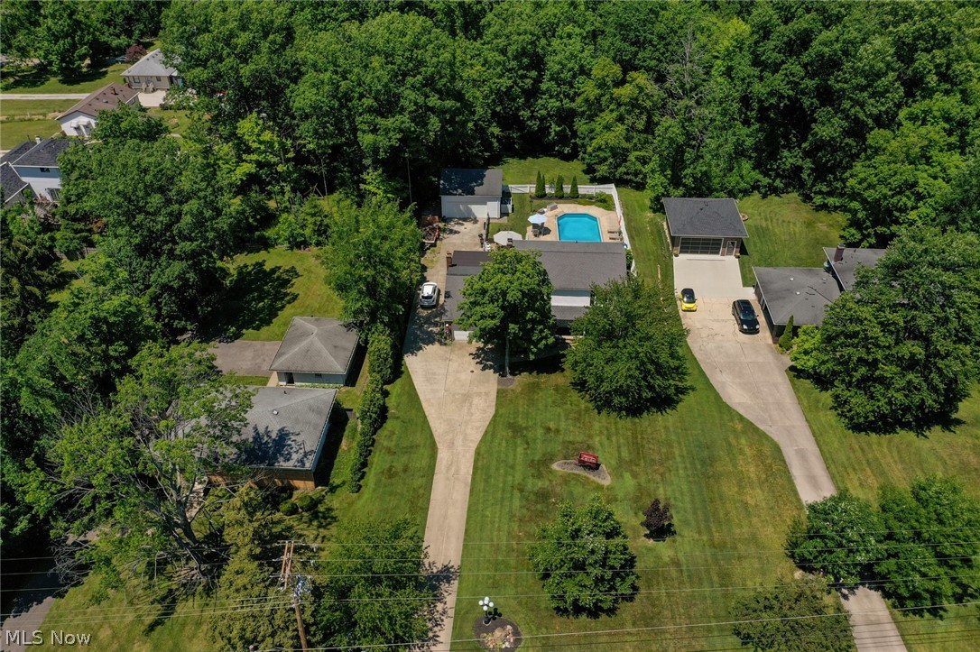 15812 Boston Road Strongsville, OH 44136 - Photo 2 of 32