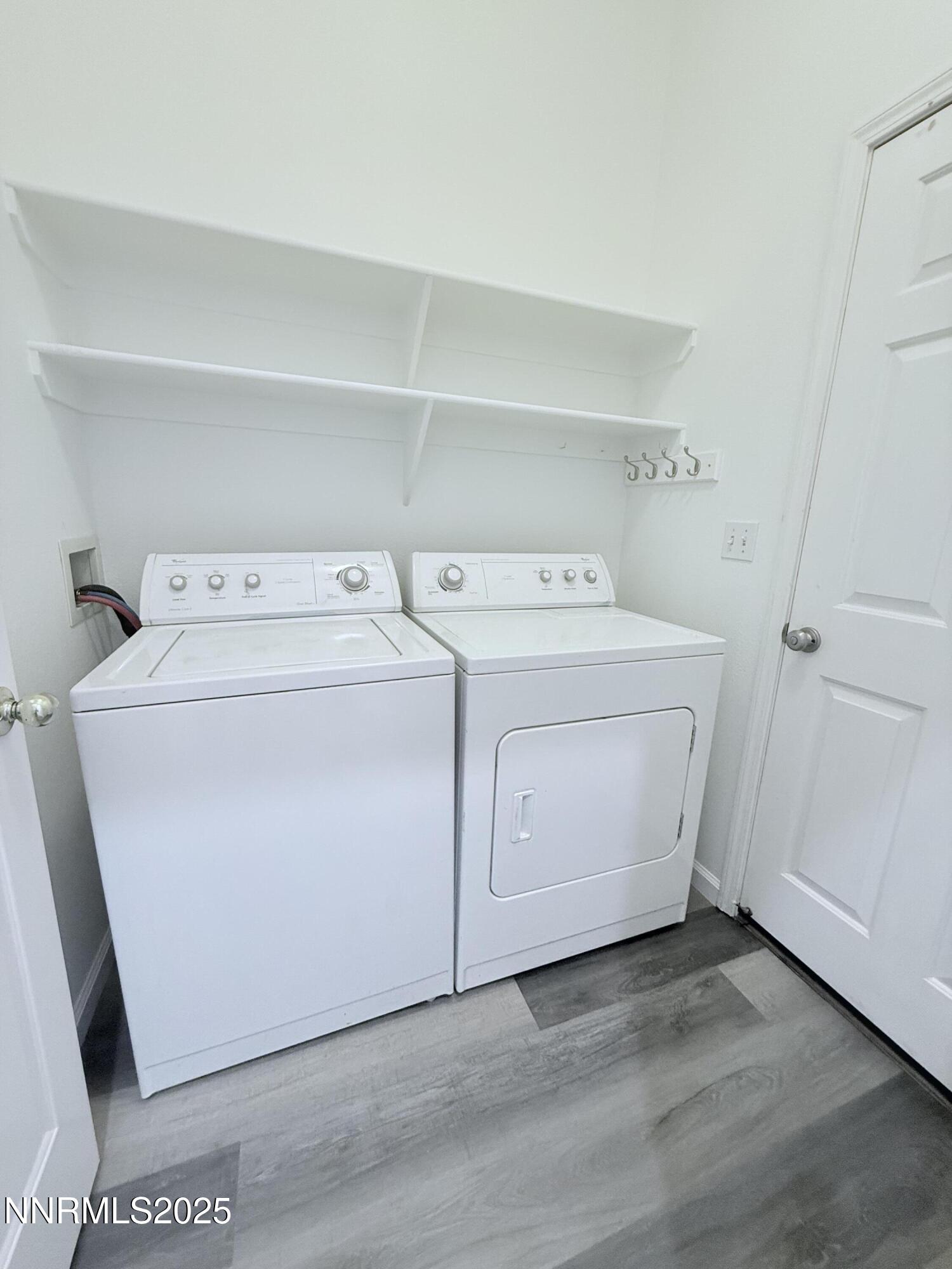 7539 Michaela Drive Reno, NV 89511 - Photo 19 of 33 a utility room with dryer and washer