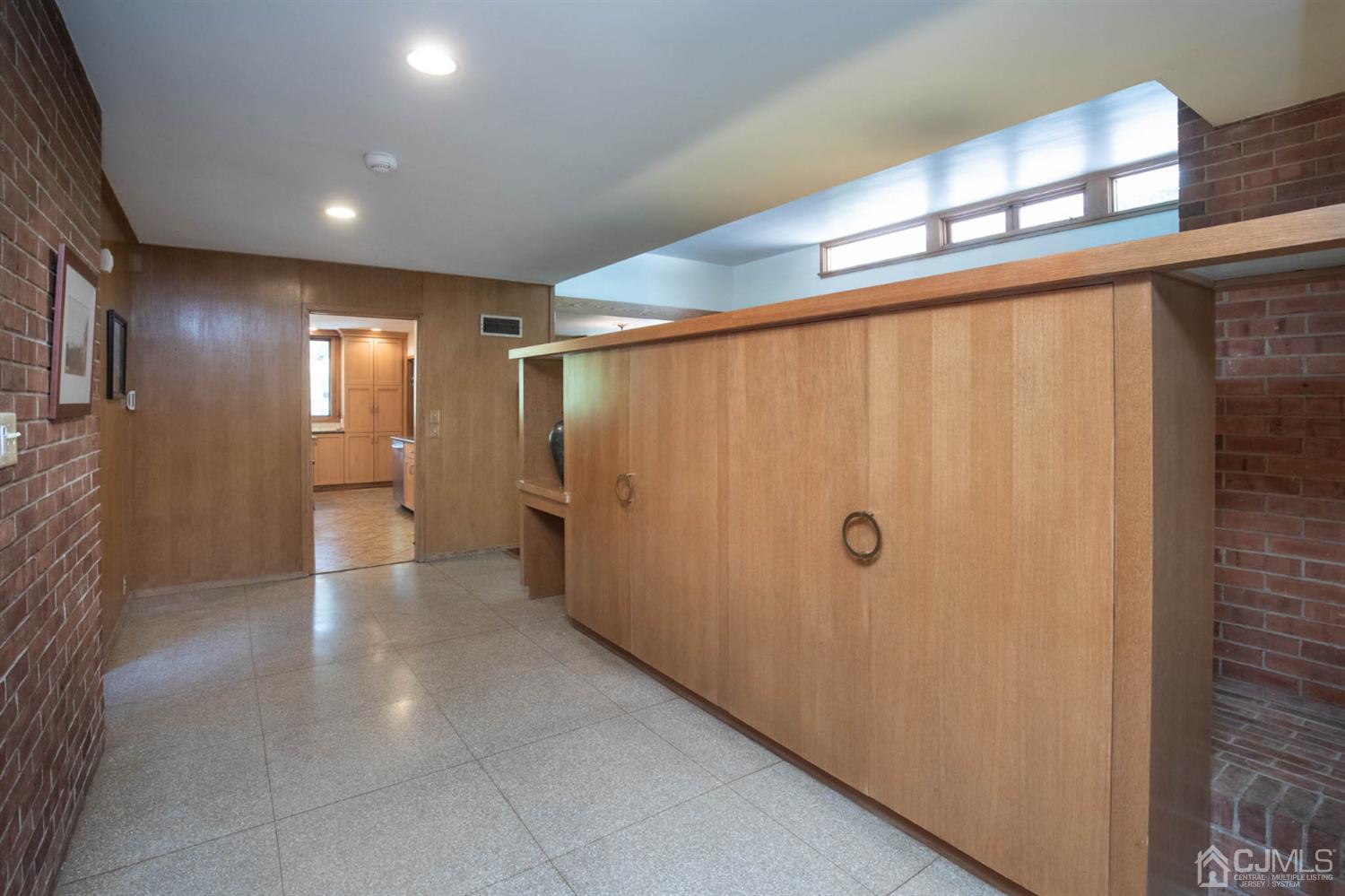 8 Hamlin Road Edison, NJ 08817 - Photo 21 of 43