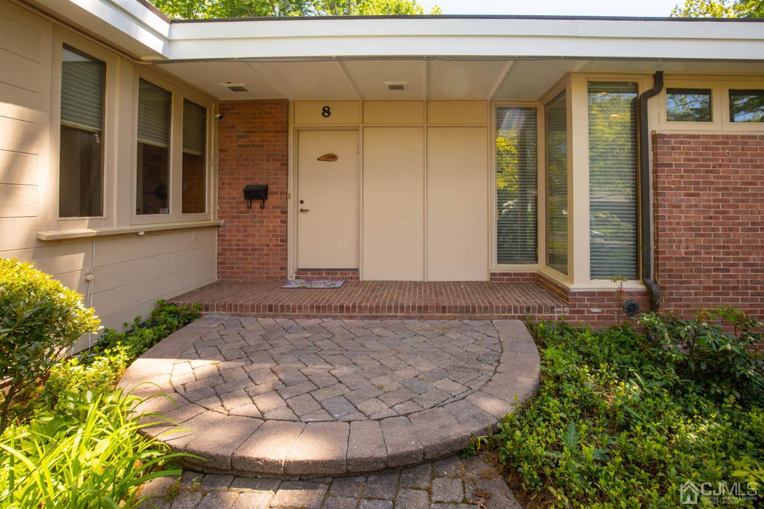 8 Hamlin Road Edison, NJ 08817 - Photo 5 of 43