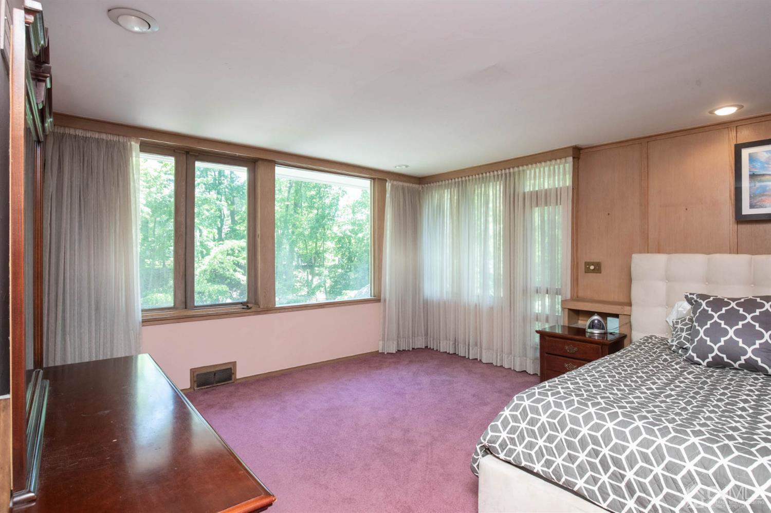 8 Hamlin Road Edison, NJ 08817 - Photo 41 of 43