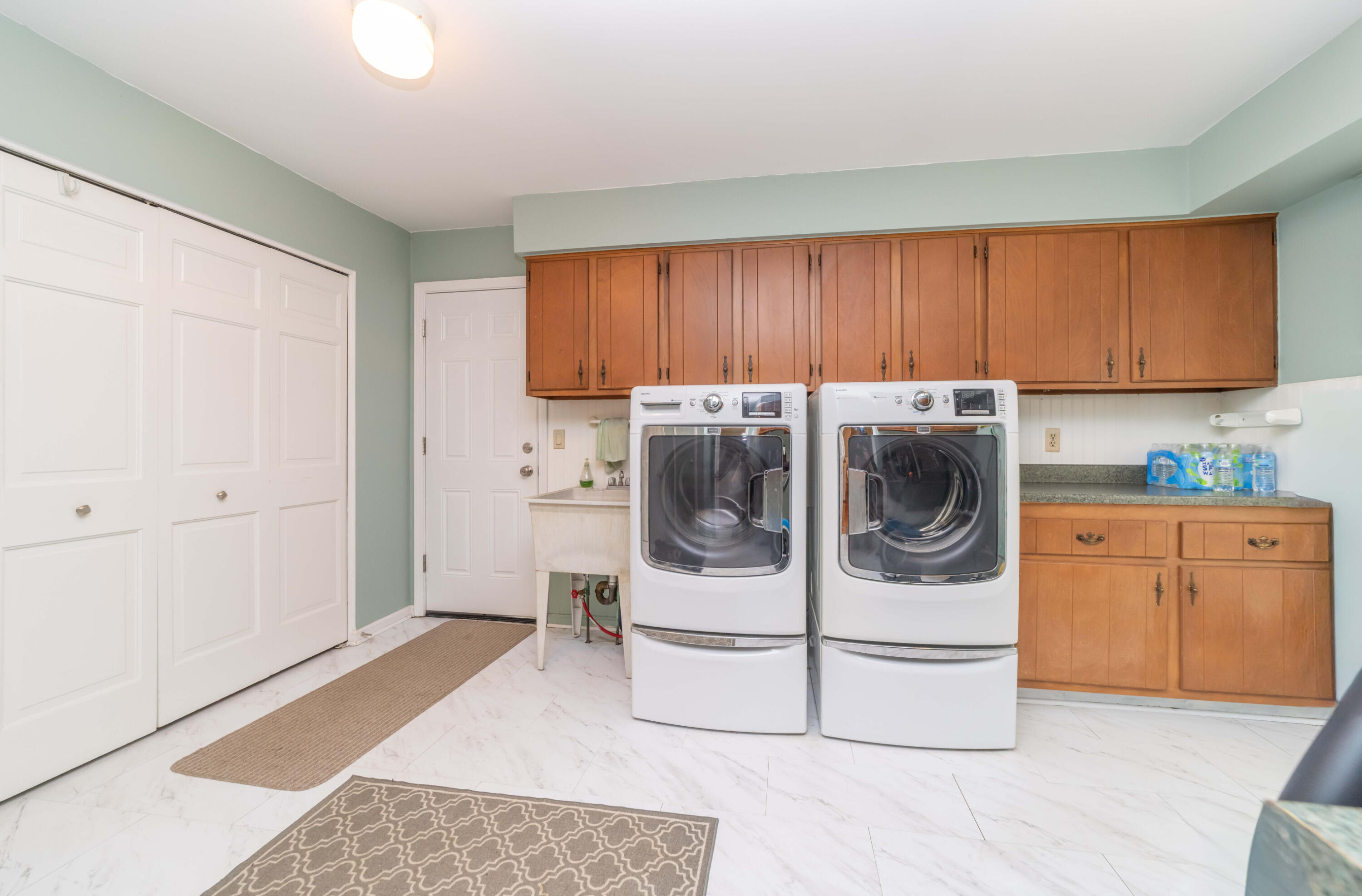 34150 Hunters Row Farmington, MI 48331 - Photo 38 of 74 053_50