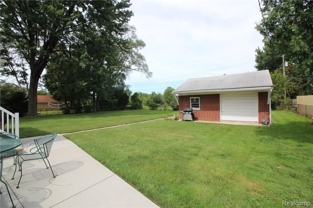 17003 Faulman Road Clinton Township, MI 48035 - Photo 24 of 29 IMG_0300.JPG
