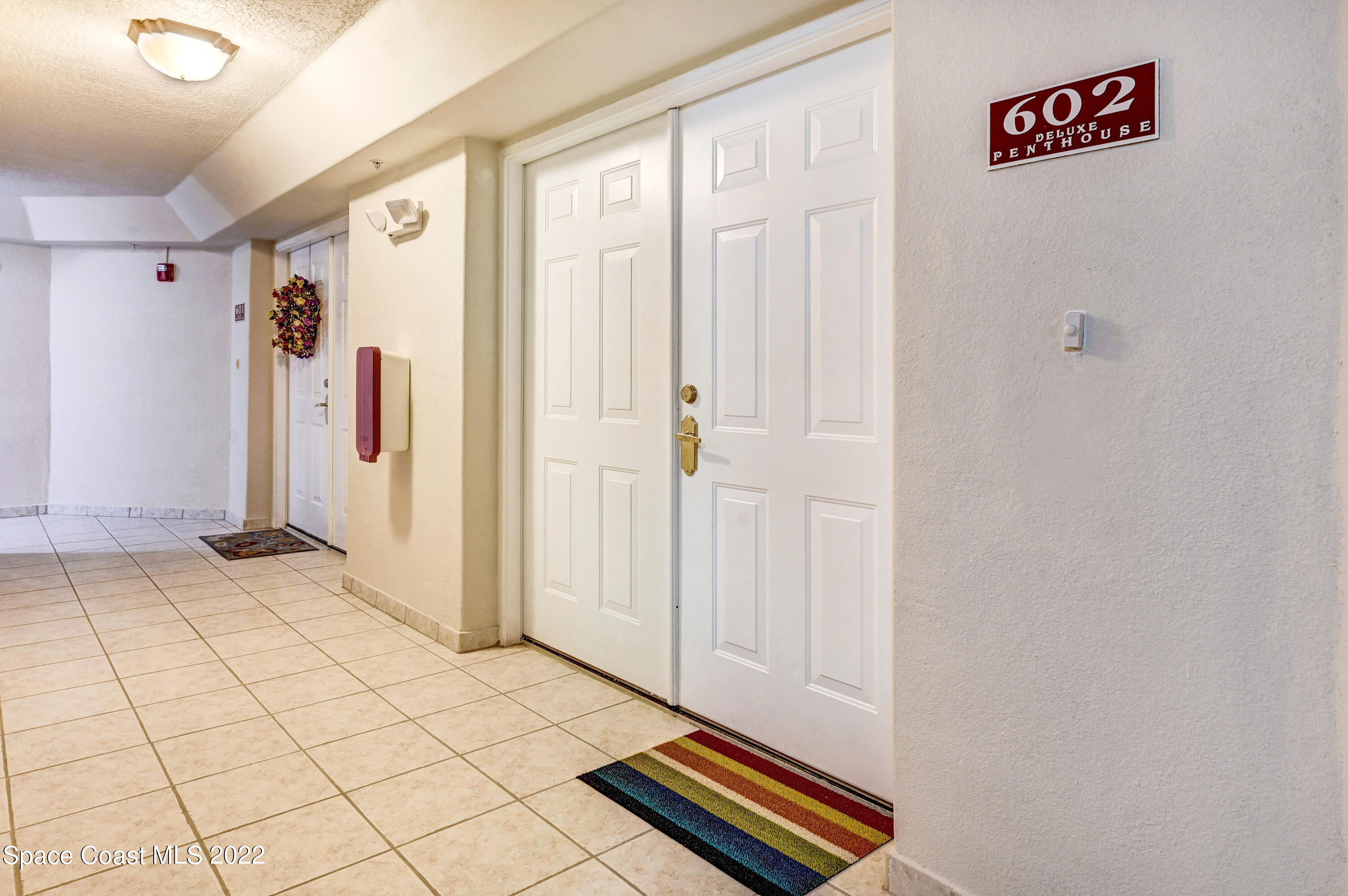 801 Del Rio Way, Unit 602 Merritt Island, FL 32953 - Photo 2 of 36 a view of room with workspace
