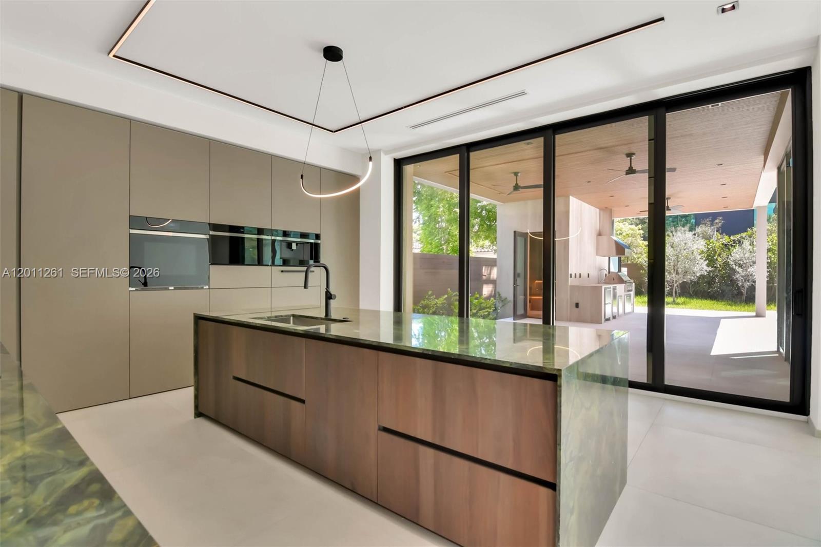 135 Southwest 29th Road Miami, FL 33129 - Photo 12 of 74