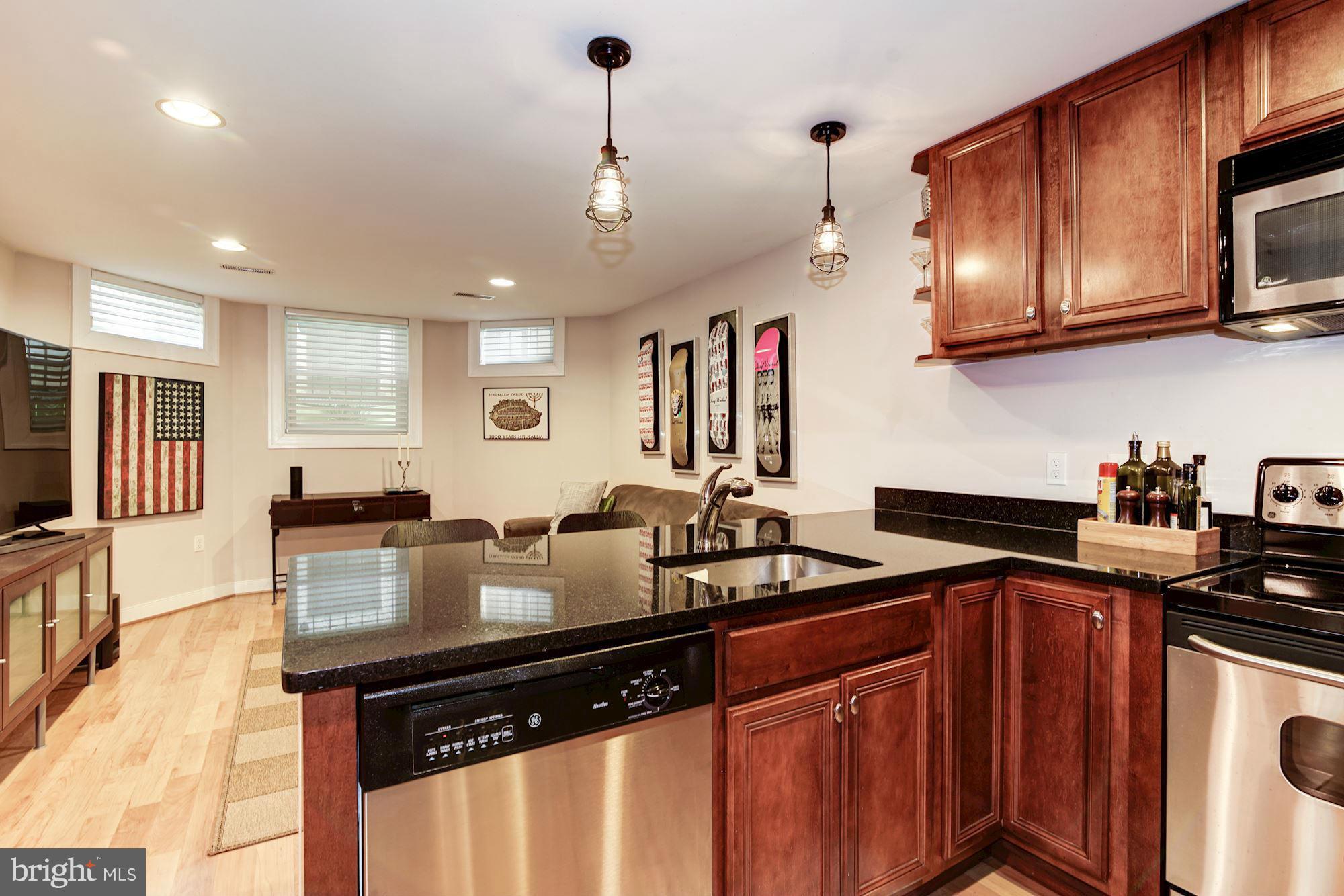 1421 Columbia Road Northwest, Unit B1 Washington, DC 20009 - Photo 5 of 18 Kitchen