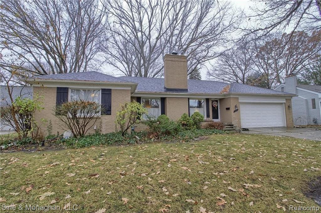 319 Lothrop Road Grosse Pointe Farms, MI 48236 - Photo 1 of 29
