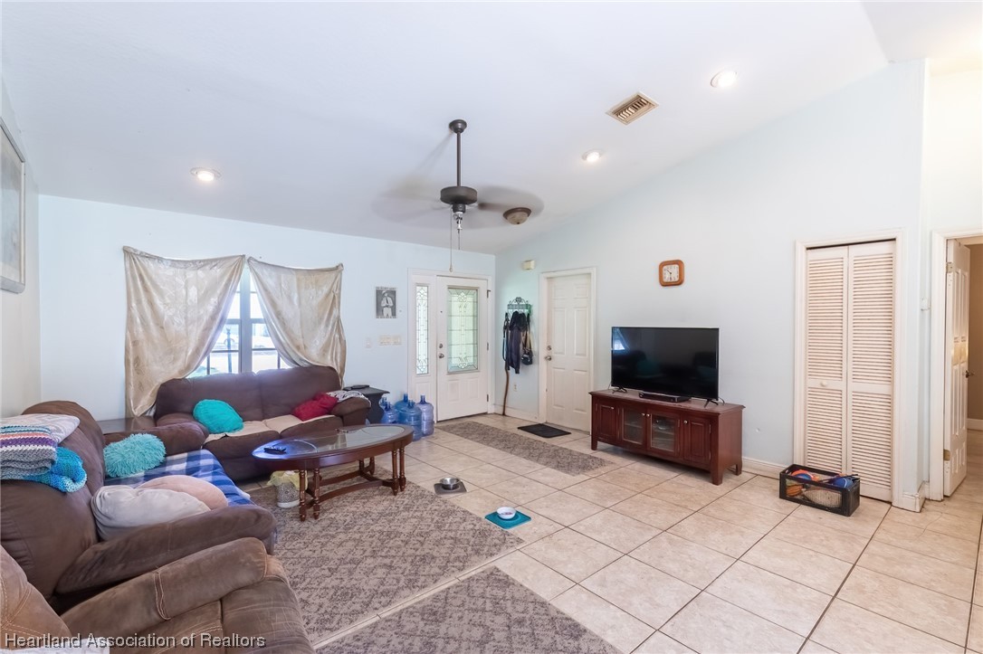 6314 Apple Road Sebring, FL 33875 - Photo 5 of 41 Gallery Image 5