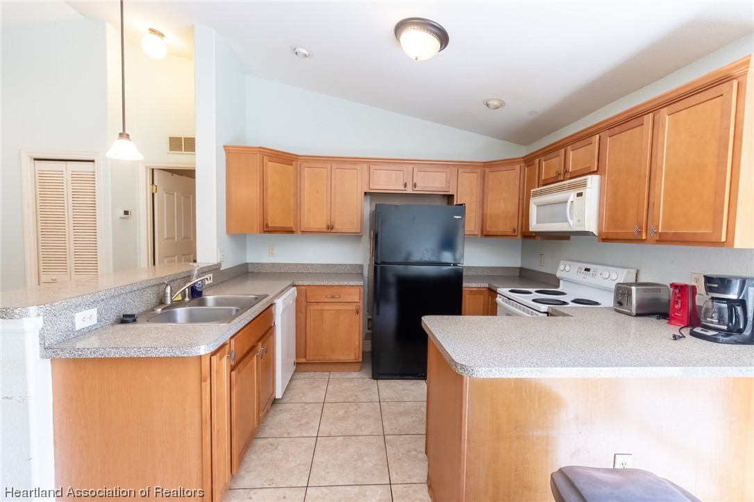 6314 Apple Road Sebring, FL 33875 - Photo 7 of 41 Gallery Image 7