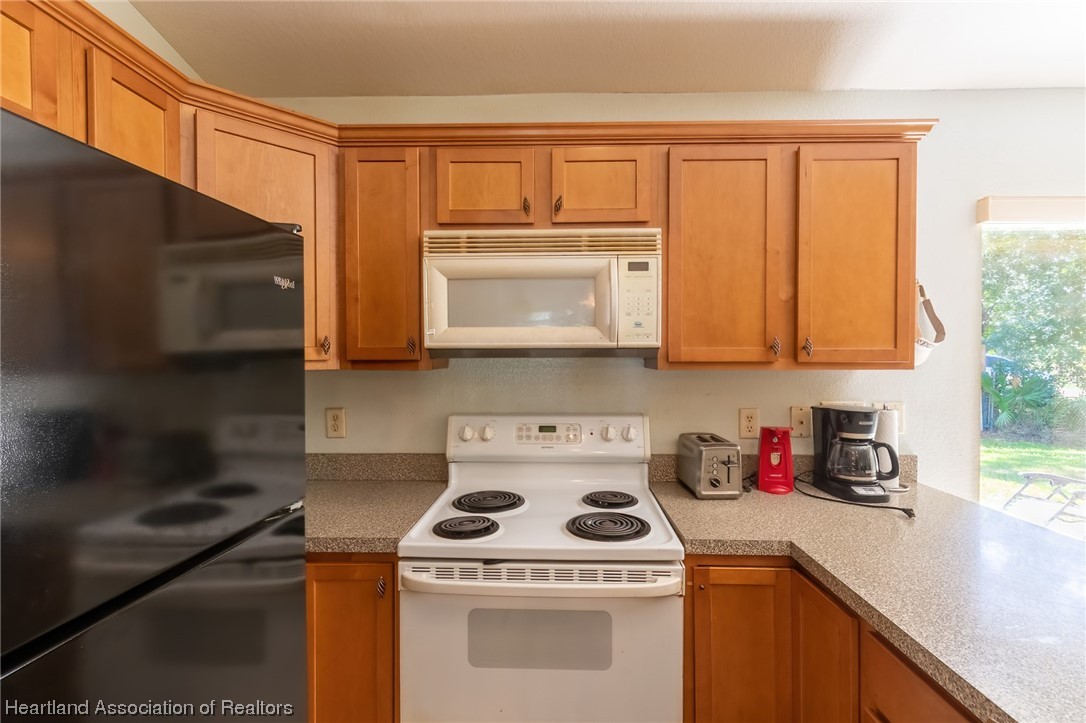 6314 Apple Road Sebring, FL 33875 - Photo 8 of 41 Gallery Image 8