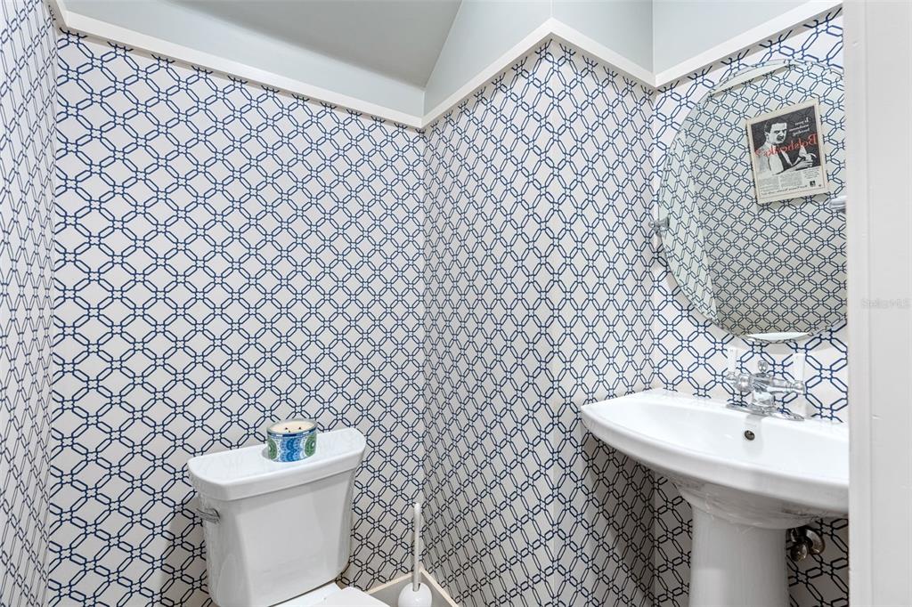 2501 Winter Park Road Winter Park, FL 32789 - Photo 38 of 63 a bathroom with a sink and a toilet