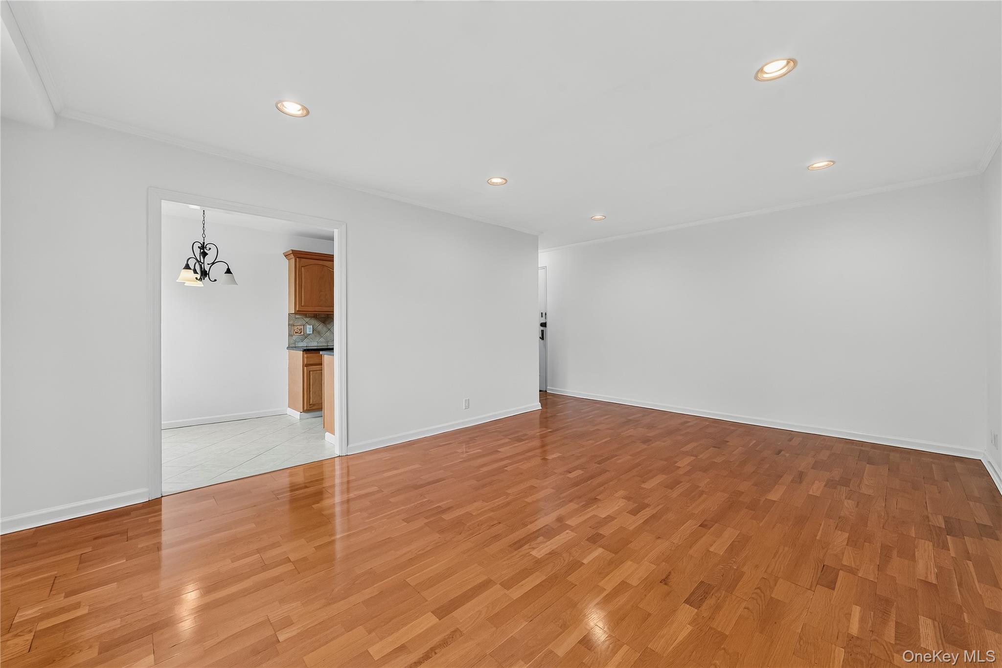 793 Palmer Road, Unit 2F Bronxville, NY 10708 - Photo 6 of 24