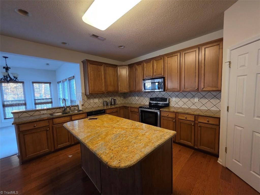 3821 Tonsley Place High Point, NC 27265 - Photo 7 of 23