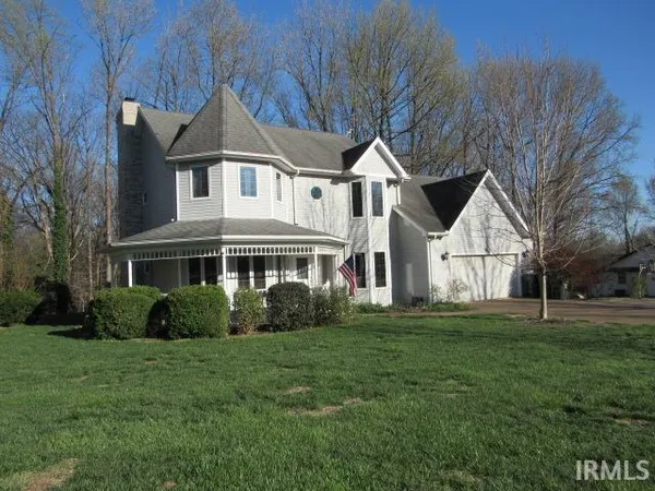 $439,900 | 3550 Lakewood Drive, Mount Vernon, IN 47620