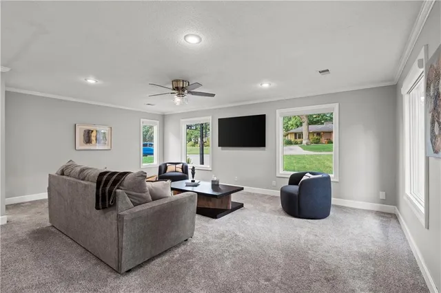 $945,000 | 2004 West 97th Street, Leawood, KS 66206