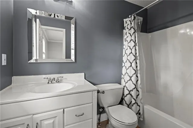 $945,000 | 2004 West 97th Street, Leawood, KS 66206