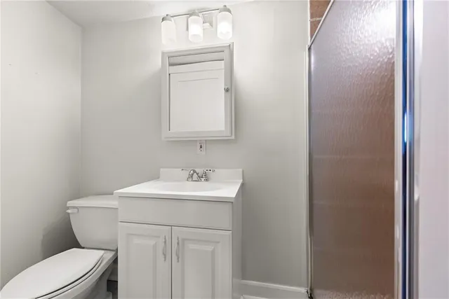 $945,000 | 2004 West 97th Street, Leawood, KS 66206